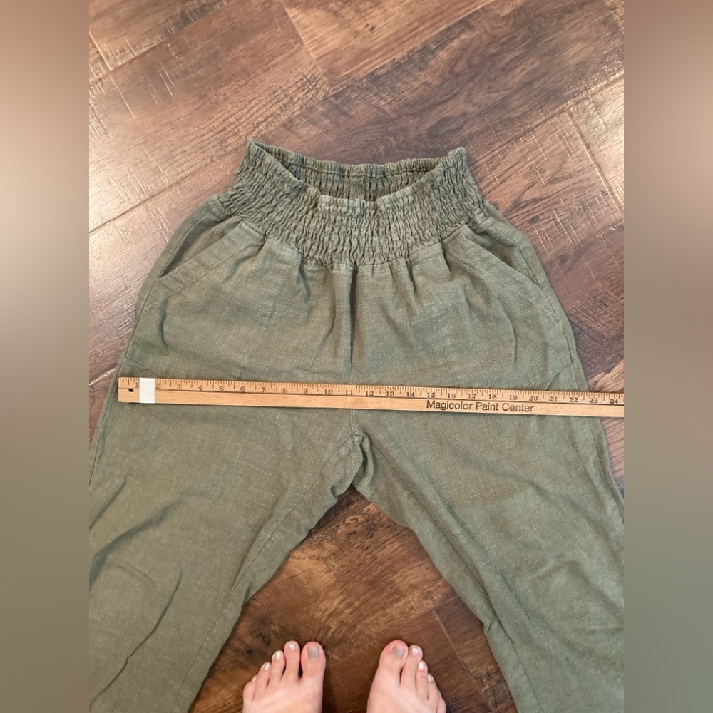 Smocked waist Linen Pants - Picture 6 of 7